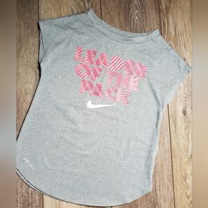 Gray And Coral Nike Dri-Fit Graphic Short Sleeve Tee Size 4
